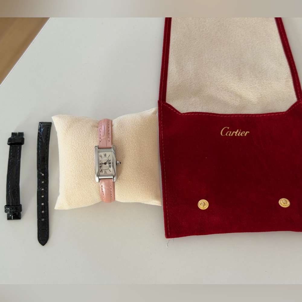 ❌❌SOLD❌❌Cartier Tank Americaine Mini - Picture 3 of 16